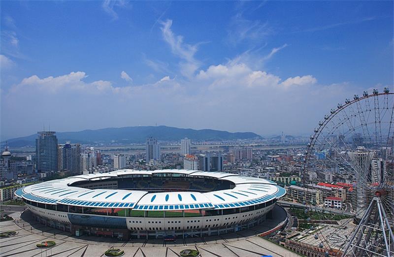 长沙贺龙体育馆所用建材：泓冠SUS304黑马人工计划(官方)网站